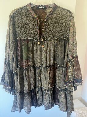 Young Thread Bell sleeves Tiered Tunic Top in Olive plum and Multi patchwork